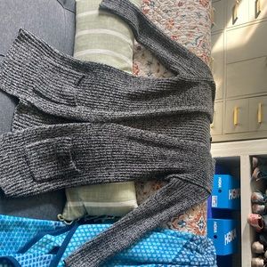 Ana cardigan.. just too small for me!!